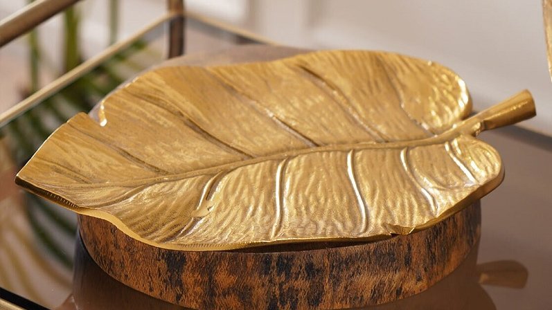 FollowLooksGud's tweet image. 😉Enhancing Your Dining Experience With the Botanical-inspired Leaf Serving Plate Artisanal Charm.😍 
Buy Now 👉 bit.ly/3OSDh90 
#servingtray #leafshape #beautiful #Amazing #platters #plates #trending #shopping
