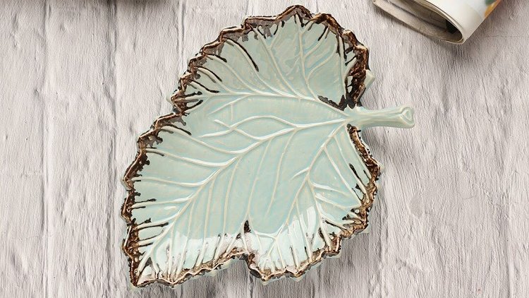 FollowLooksGud's tweet image. 😉Enhancing Your Dining Experience With the Botanical-inspired Leaf Serving Plate Artisanal Charm.😍 
Buy Now 👉 bit.ly/3OSDh90 
#servingtray #leafshape #beautiful #Amazing #platters #plates #trending #shopping