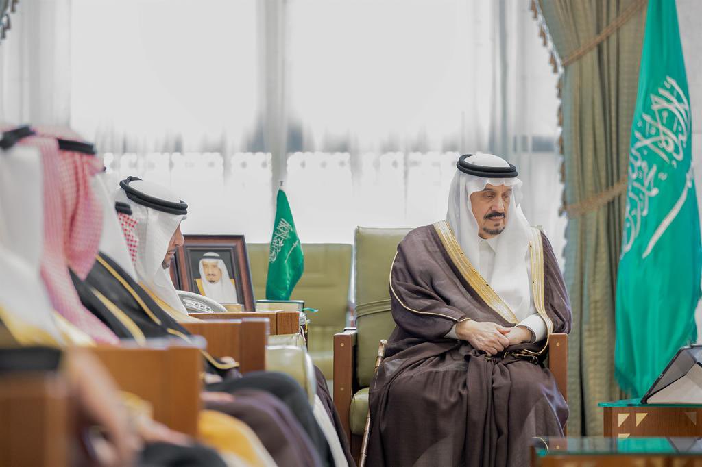 emara_alriyadh's tweet photo. سمو أمير منطقة #الرياض يدشن مركز عبدالله بن إدريس الثقافي.

https://t.co/BecbLoEESb

#إمارة_الرياض https://t.co/Zf9XZPOGN5