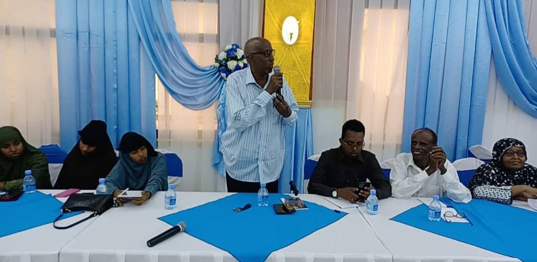 SCSC_Center's tweet photo. The SCSC - Somali Community Solidarity Center After receiving financial and technical support from the UNSOM Office of Human Rights and Protection Group {HRPG} held One day workshop on human rights capacity building to advocate for promoting inclusion and equality for CSOs. https://t.co/TH3muOIezo