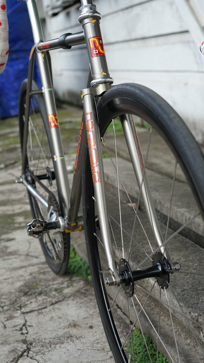 deetoh's tweet image. Sadly have to let it go.. WTS #Frameset only! #Nagasawa gunmetal in 52 size. No dent. Mint condition. Price by PM :) #fnfjb