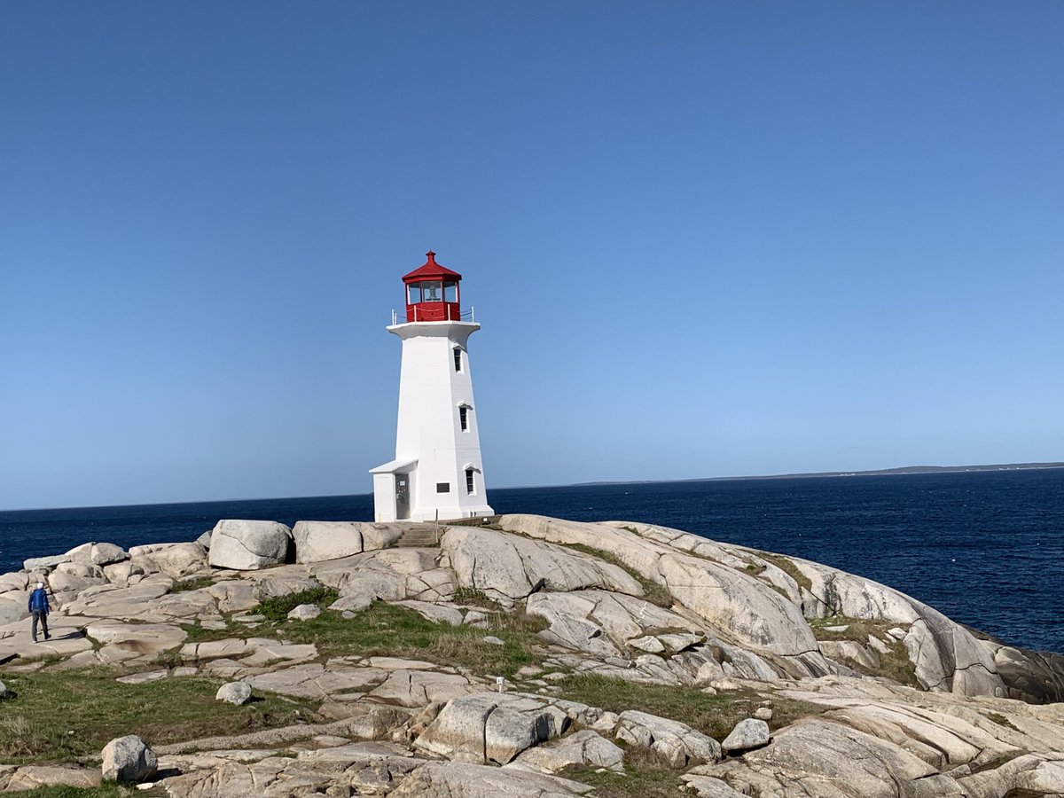 902_Andre_'s tweet photo. Beautiful day in Peggy’s Cove https://t.co/oXLbjTMJtl