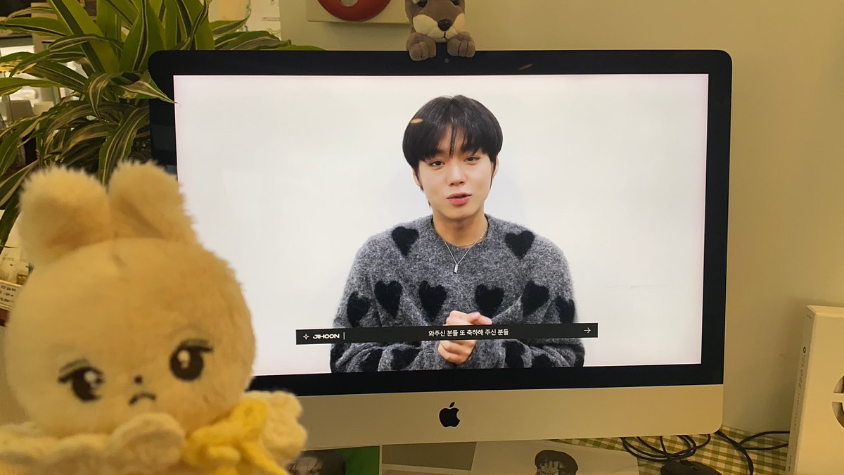 therefore_0529's tweet photo. 오랜만에 오프같은 활발한 분위기도 느끼고 
너무 행복한 지훈데이 만끽하고 왔다💚💛🩷
지훈이는 못봐서 아쉬웠지만🥲
#박지훈 #지훈 #parkjihon #jihoon #메이
#may https://t.co/PdcbNzZaNJ