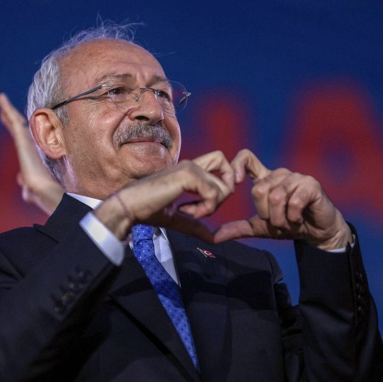 Her şeye rağmen seninleyiz yılmadan yıkılmadan…
#DireneDireneKazanacağız
#kılıçdaroğlu  #pirom