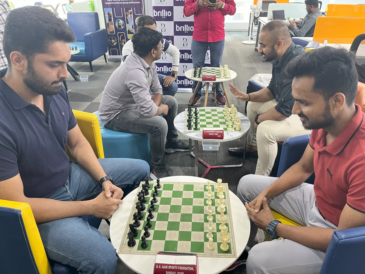 BrillioGlobal's tweet image. Checkmate or Carrom strike?
Brillans strengthened their camaraderie in a friendly battle of chess and carrom with Brillio&apos;s Indoor League 2023 to showcase strategic brilliance and friendly rivalries.

#BrillioMoments #lifeatbrillio #BSync #TeamSpirit