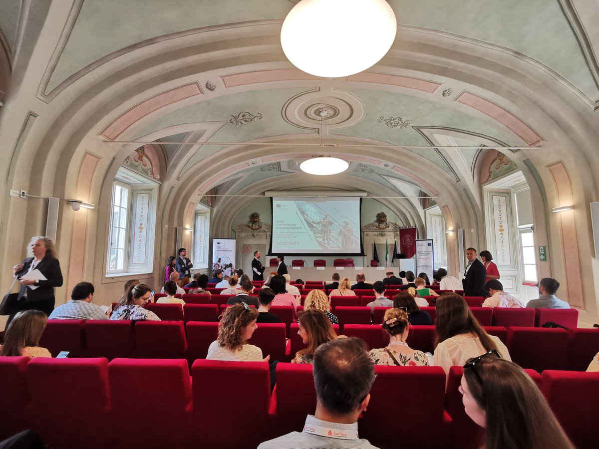 Lesley De Cruz (@ladc42) on Twitter photo How can we ensure that scientific developments and insights get translated into effective disaster risk management? Looking forward to 3 days of sharing insights and experiences with European colleagues from science&policy <a href="/eu_echo/">EU Civil Protection & Humanitarian Aid 🇪🇺</a> <a href="/SantAnnaPisa/">SantAnnaPisa</a> <a href="/vub_etro/">VUB ETRO</a> <a href="/meteobenl/">KMI</a> #derisc How can we ensure that scientific developments and insights get translated into effective disaster risk management? Looking forward to 3 days of sharing insights and experiences with European colleagues from science&policy <a href="/eu_echo/">EU Civil Protection & Humanitarian Aid 🇪🇺</a> <a href="/SantAnnaPisa/">SantAnnaPisa</a> <a href="/vub_etro/">VUB ETRO</a> <a href="/meteobenl/">KMI</a> #derisc
