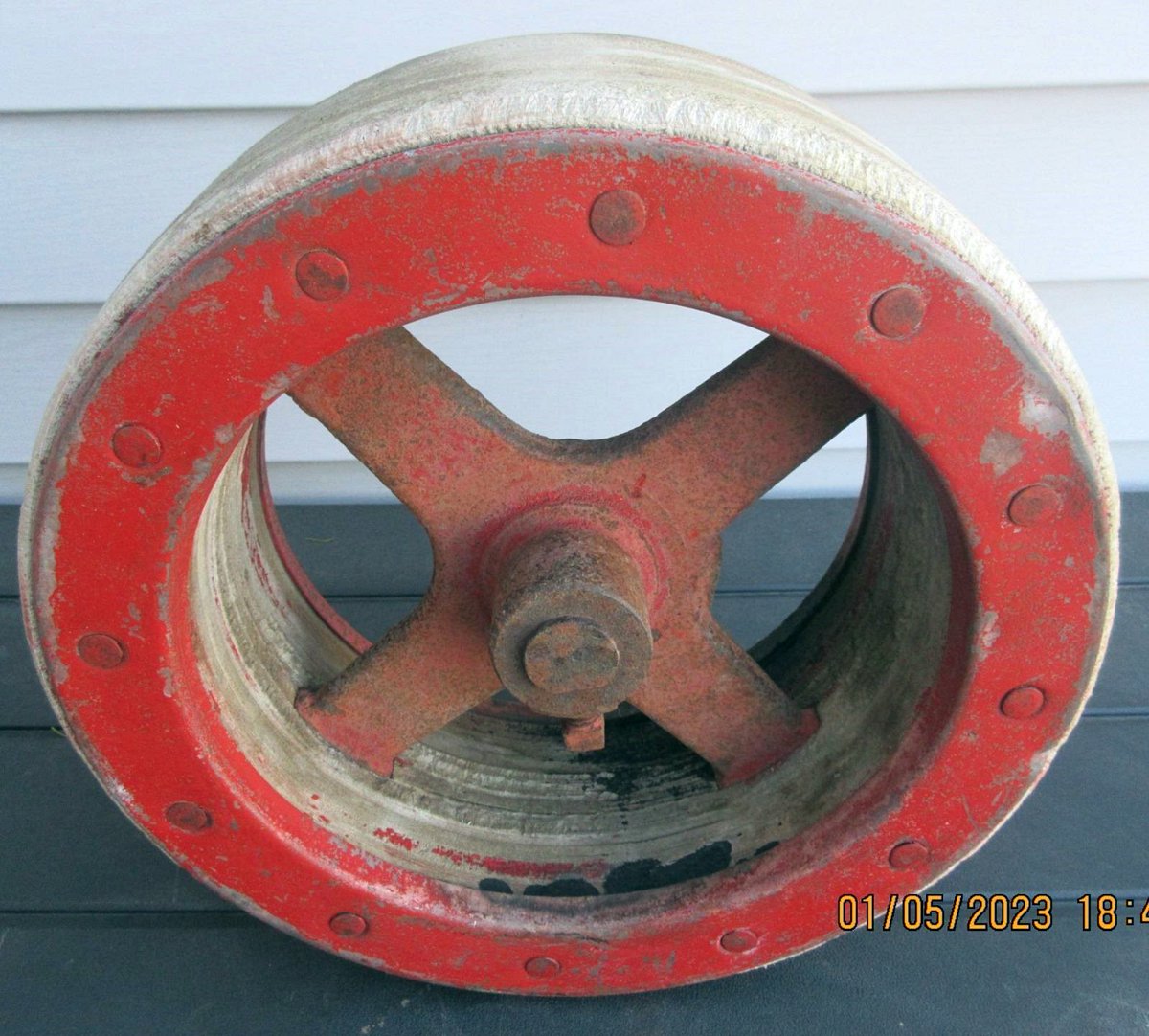 SALE! Vintage International Harvester Belt Pulley 12' X 4 1/4' X 1 1/16' #international #collector #farm #farmer #oldtractors #engine #motor #Steamengines #hitandmiss #oldtractors #IH #InternationalHarvester #steam #SALE #Agtwitter #AG #Pioneer 
ebay.com/itm/2956709008…