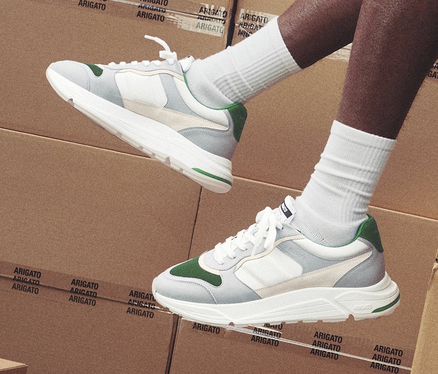 Sneaker Deals GB tweet media