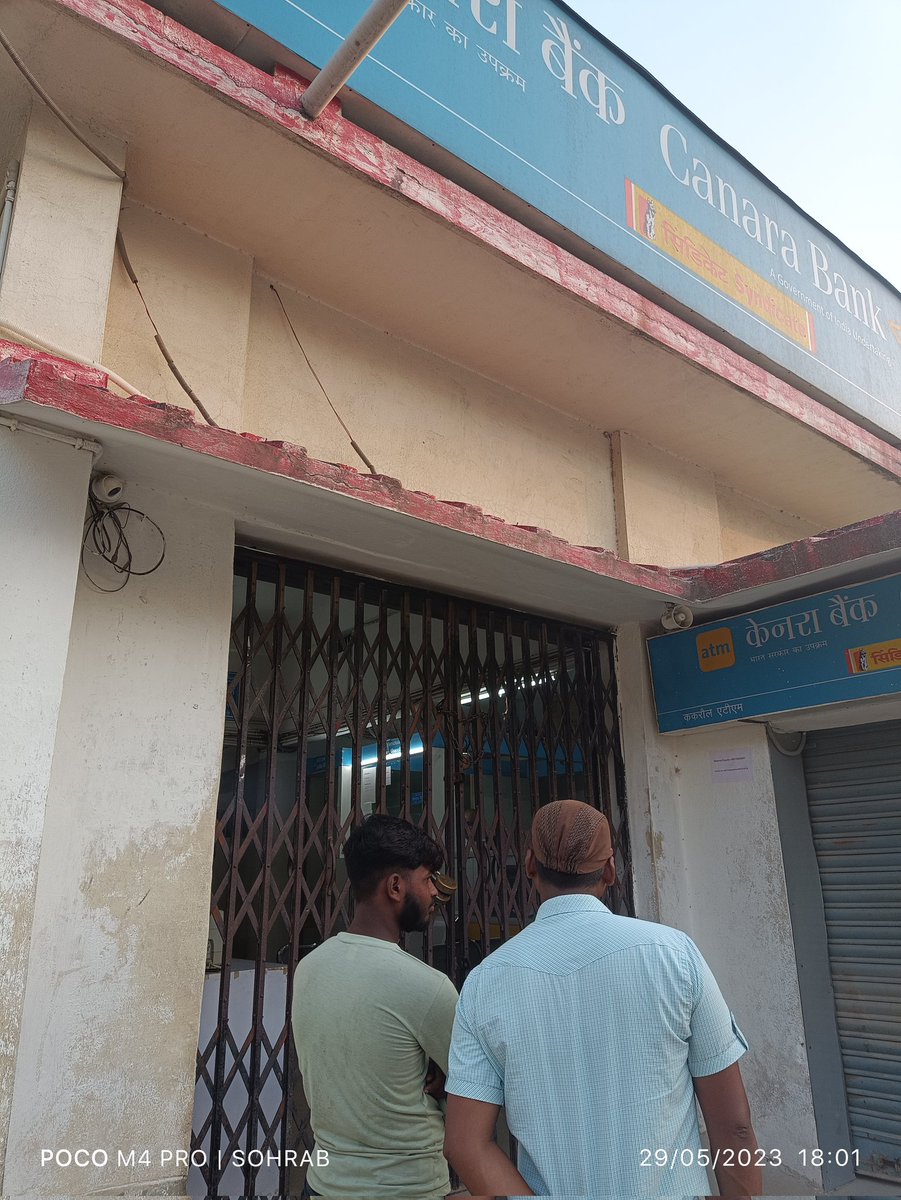 They closed ATM without any reason from last 2 hours. They also misbehaving with customers. Please look into this. Canara bank kaaraul branch Madhubani bihar . @canarabank @RBI @syndicatebank @RBIsays