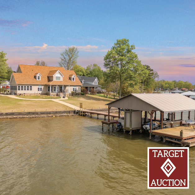TargetAuctionCo's tweet photo. Final Property Tours Available Wednesday! Bidding ends June 1st. Starting Bid Only $495k. Waterfront Home on Weiss Lake in Cedar Bluff, AL. Tours by appointment : 10:00 am - 3:00 pm CT. Call 800-476-3939. #targetauctionco #realtors #realestateagents #lakelife #lakelanier https://t.co/rQ5u1yQRan