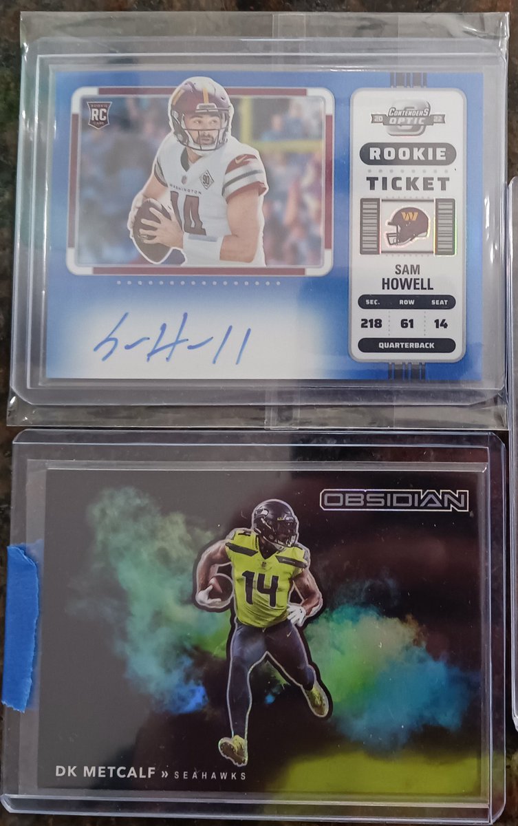 Jzilla24's tweet photo. DK CB 175
Walker /79 115
Kam &amp; woolen /175 100
Howell /25 300
Wilson 100
@sports_sell https://t.co/TxfktnCBRL
