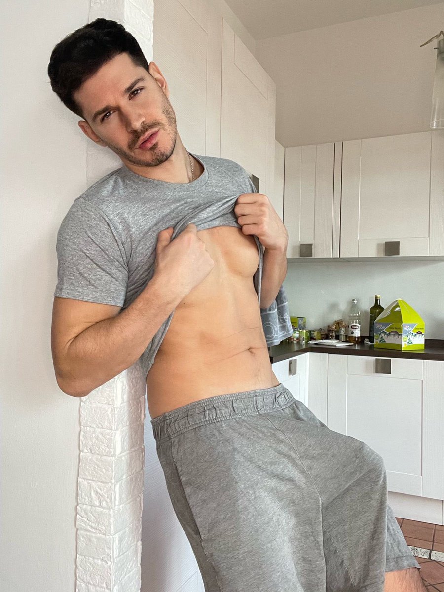 Only reply if you can handle this after a gym workout onlyfans.com/marcrose