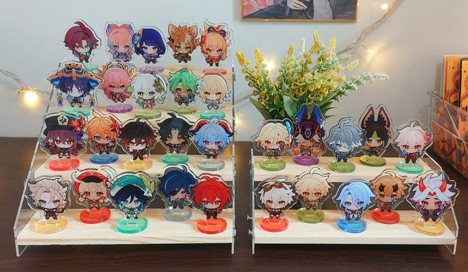 my tiny standees are all here 