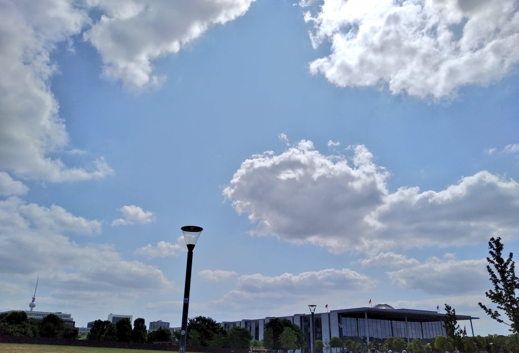 kryptomania84's tweet photo. Technische #Attribution kann, unter Umständen, zu Active Cyber #Defense Operations führen. Wie ist es umgekehrt? Welche #ACDO können technische Attribution begünstigen?
Zwei intensive Tage bei @snv_berlin auf Einladung von @z_edian. Bin auf die Resultate gespannt...
#ACDO4TA https://t.co/RBpl5VPzn0