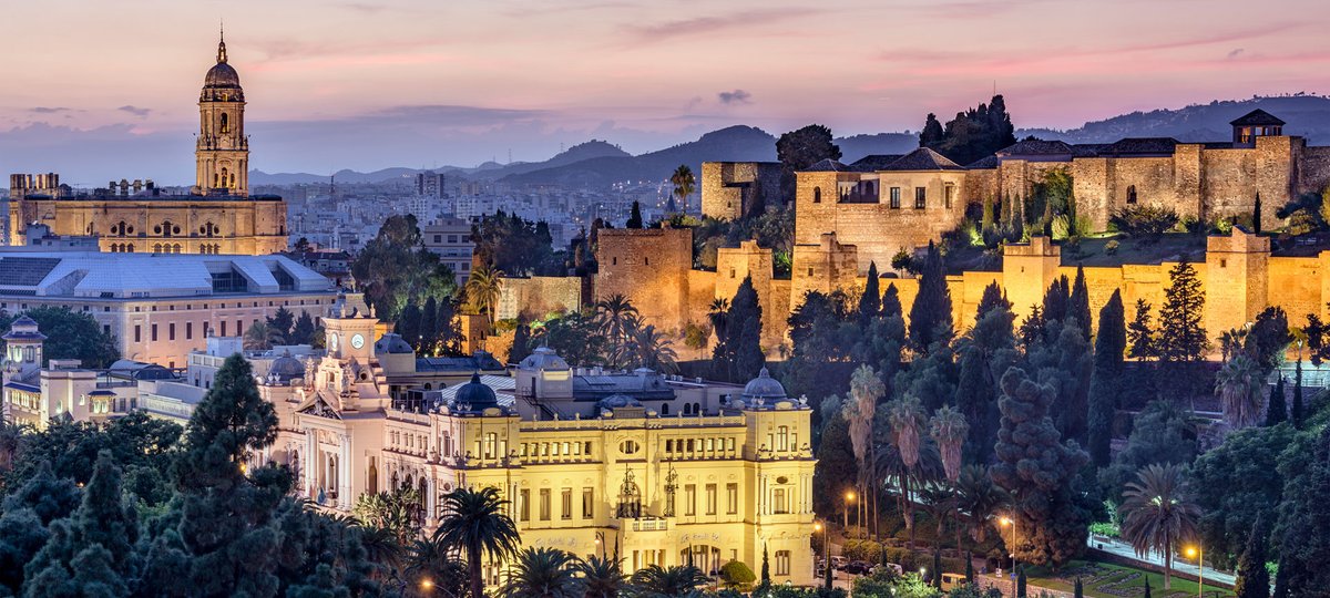 AtarazanasH's tweet photo. Come and enjoy Málaga with us https://t.co/nm4ka7SOnS https://t.co/wx5is0H203