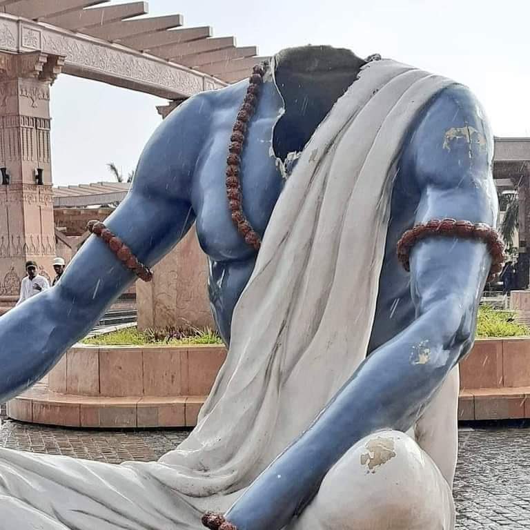 Vijay Thottathil tweet media