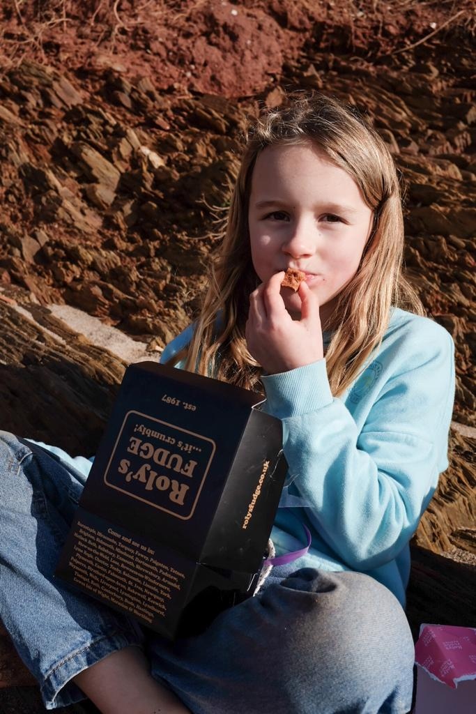 Roly's Fudge tweet media