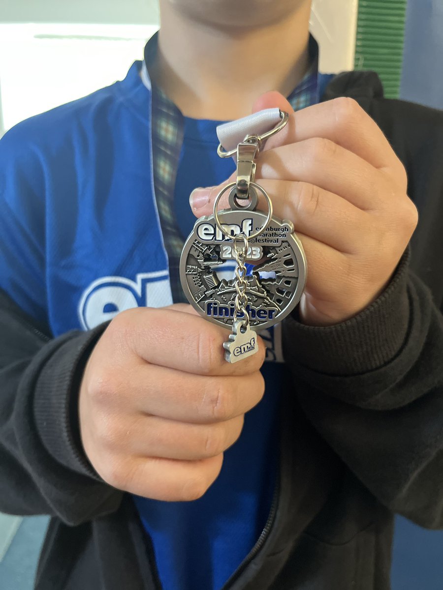 We are BURSTING with pride for our @MrHairyHaggis runners! We were so excited to find out that one of our P2s placed first in the children’s 1.5k!  🎉 🏃‍♀️🏃🏃‍♀️