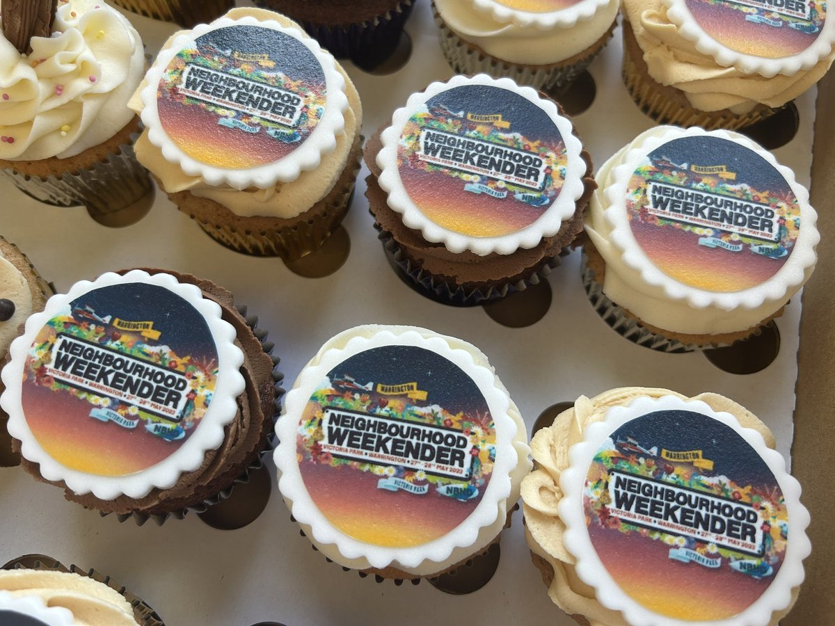saddleworthbake's tweet photo. Cupcakes for @nbhdweekender festival in Warrington! Vanilla, choc &amp; salted caramel for the artist catering area. Thanks Sarah at Feast Tour Catering for asking me to do them!😋 #nbhdweekender #festival #warrington #cupcakes #artistcatering #saddleworth #oldham #baking #feast https://t.co/EQg36zWySS