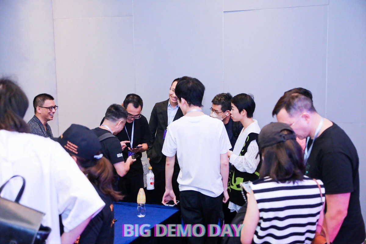 感谢Central Research 举办的BIG DEMO DAY活动，PreIN Co-Founder @StantyIBG 受邀出席活动评委，很荣幸在活动现场看到了很多不错的初创企业参与路演👍👍