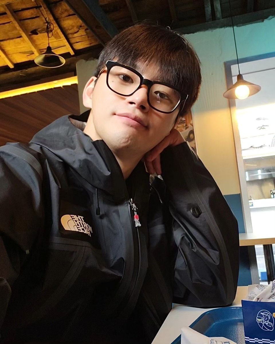 seoingukph1023's tweet photo. [📷] 230529 @seo_cccc Instagram Update

SeoInGuk: Kitakits sa August 12, #FiloHeartriders ❤️

Me: Yes po, I Do til death do us part

 🥹🙈❤️💍

🔗https://t.co/rbuyp5qlER

#SeoInGuk #서인국 #ソイングク #徐仁國 #SIGupdate #FirstFanMeet #SeoInGukManila @EPICEVENTSPH @ForondaGrace https://t.co/effw9Ygkll