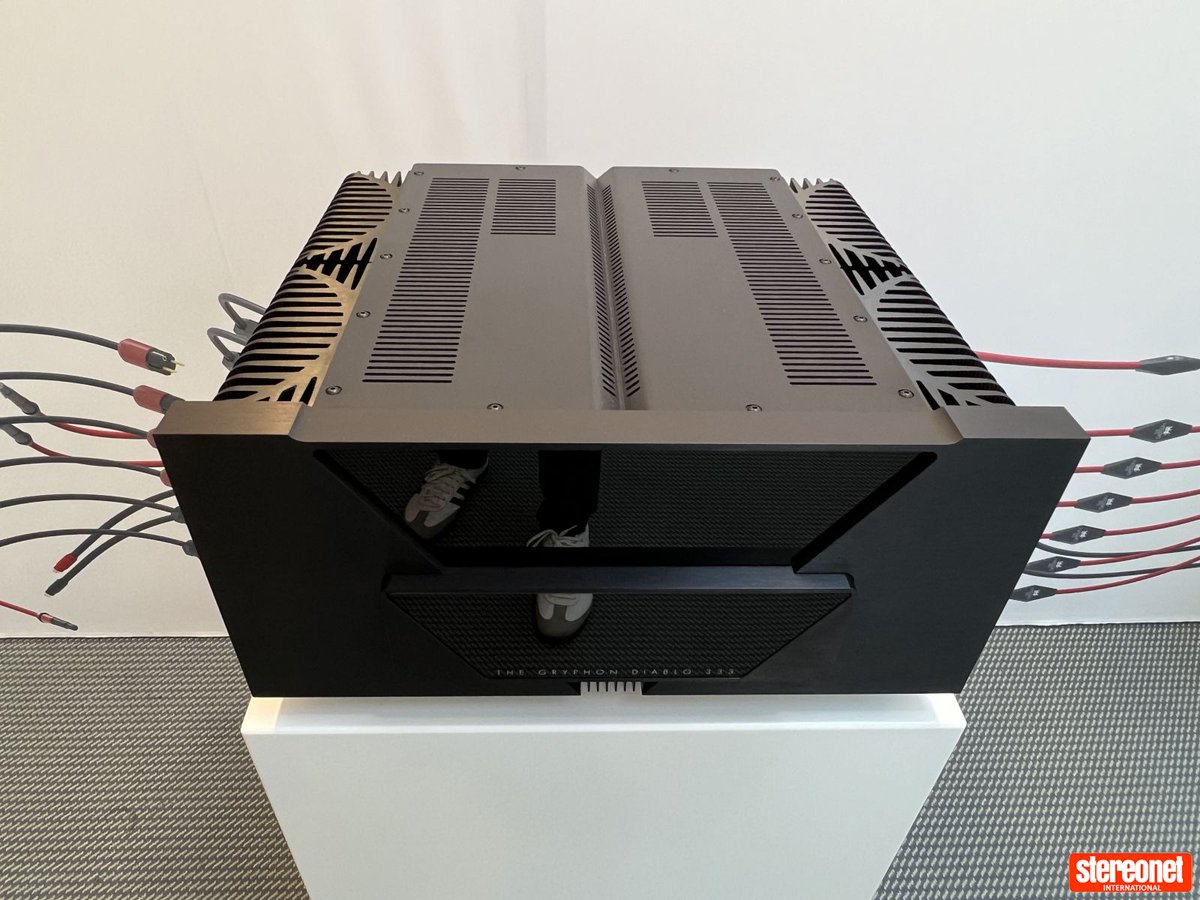 StereoNETUK's tweet photo. #GryphonAudioDesigns unveiled its Diablo 333 integrated amplifier at #HighEndMunich2023, and we have all the details.
READ 👉 https://t.co/C1Xp1gUtqX
#hifinews #audiophile #stereonet #snuk #hifiaudio #highendaudio #stereolux #luxuryhifi #highendhifi #danishdesign @Nintronics https://t.co/Pk3FbYlKg3