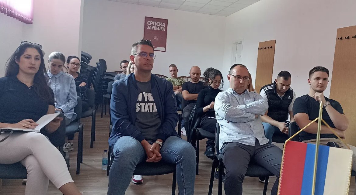 msdsrpska's tweet photo. Успјешно је одржан трећи модул Школе локалних лидера у организацији ОО Младих социјалдемократа #Srbac.
На тему рада кампање причали су и учествовали Младен Илић посланик НСРС из Бања Луке и министар финансија у Влади Републике Српске госпођа Зора Видовић. https://t.co/SajQBQQkKB