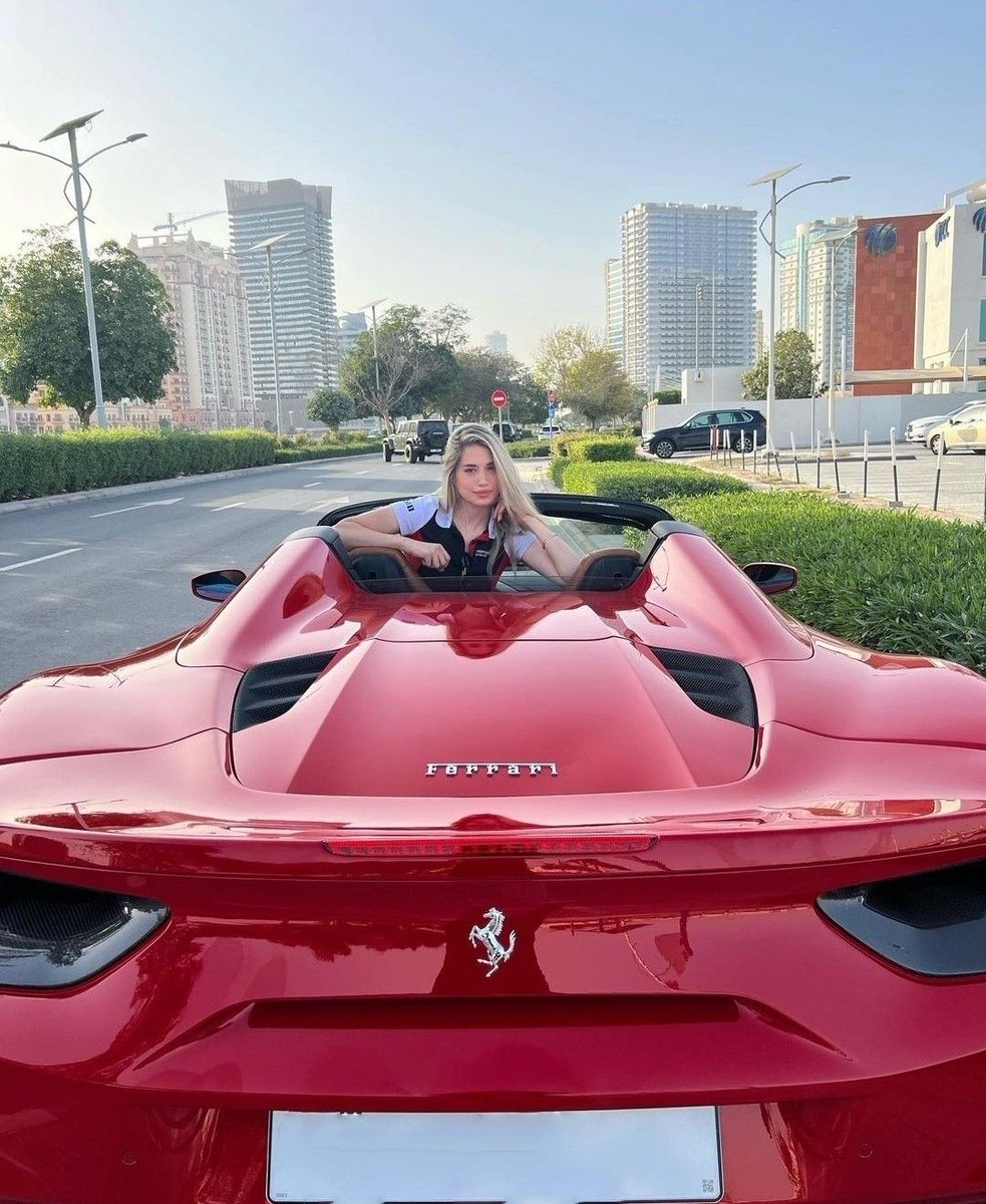 TapTap_Go's tweet image. Isn't it time your networking reflected your sophistication? Step up to #TapTapGo 🚀 and experience a seamless blend of luxury and technology. With our digital business cards, elevate your connections to a whole new level. Don’t just network, network in style. Tap into luxury