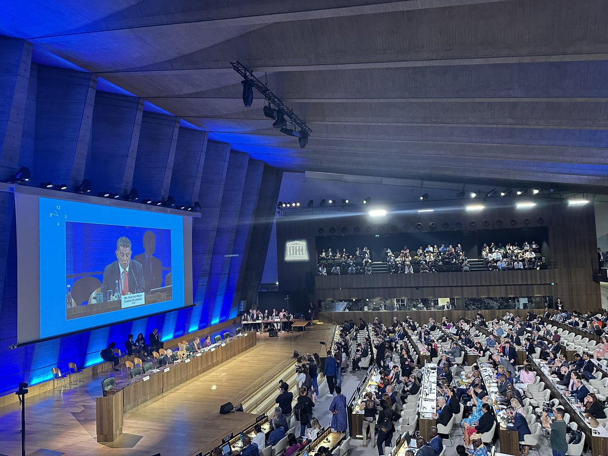 Costas Velis tweet media