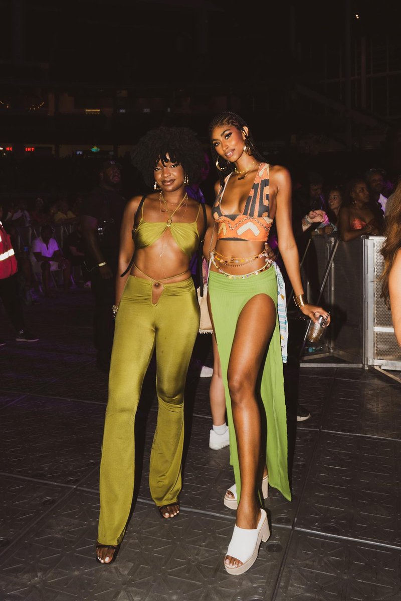 grace_africaa's tweet photo. Afronation Miami day 2 💚 https://t.co/ZoFUoz3zZU