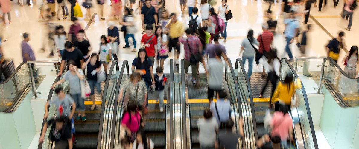 meuk_les's tweet photo. As we approach the warmer months, #retailers should be thinking about their in-store air conditioning systems and whether they're up to the task of keeping shoppers cool in another hot UK summer https://t.co/ebT6RtZu9Y 

#AirConditioning #RetailHVAC #CoolingSystem https://t.co/YwDuf3U94x