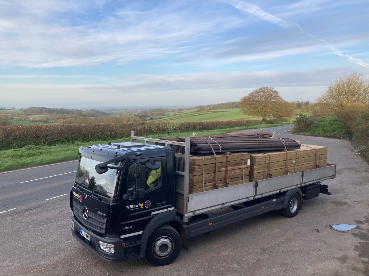 Our team's delivery fleet are fully loaded today! 🚛

Are we delivering to you today? 📦

#stowag #agriculture #spring #season #turnout #equine #livestock #supplies #stockup