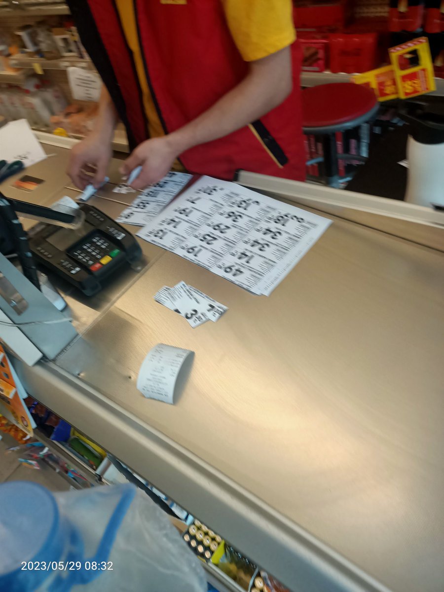 Şok markette ZAM hazırlığı var. 
Kamuoyuna duyurulur