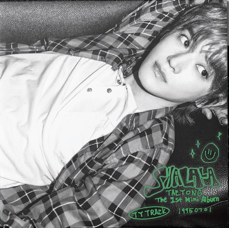 thelongflight's tweet photo. #TAEYONG “SHALALA” Digipack Ver. https://t.co/gaofLcecyY