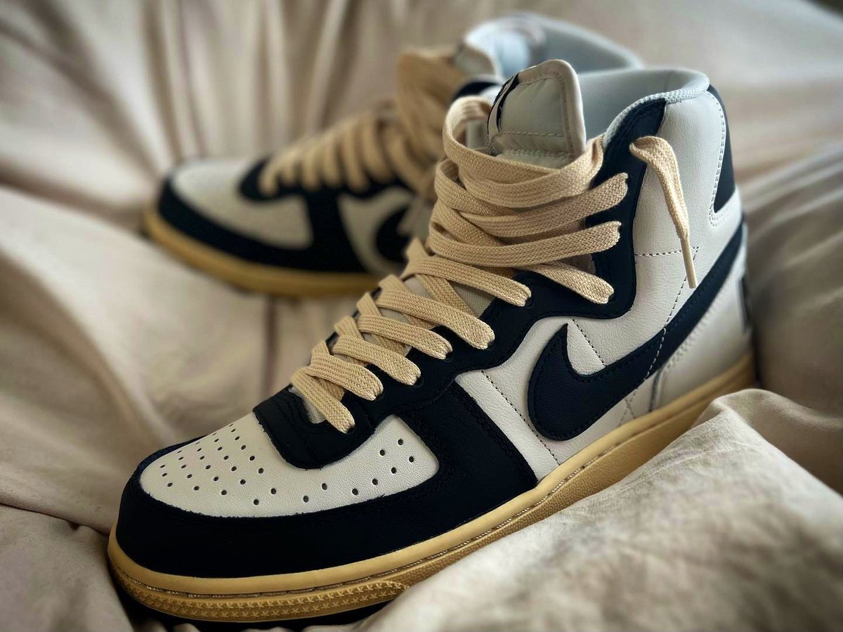 kaz1968snkrs's tweet photo. ターミネーター渋すぎる👍
#nike #ナイキ #Terminator #ターミネーター #blackandphantom #Darkobsidian #sneaker #sneakers #スニーカー https://t.co/3go29MHpva