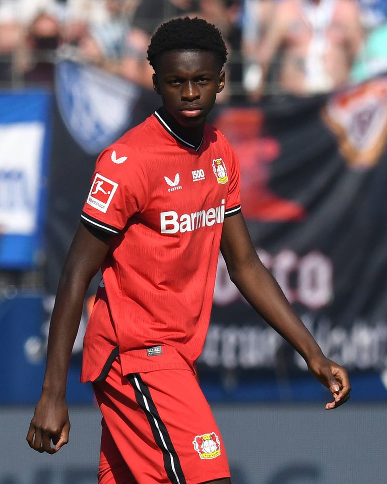 👏 Congratulations on your Bundesliga debut, Noah Mbamba! 🙌 Noah is the 322nd player in #Werkself history to start in the Bundesliga.

#Bayer04 #Werkself