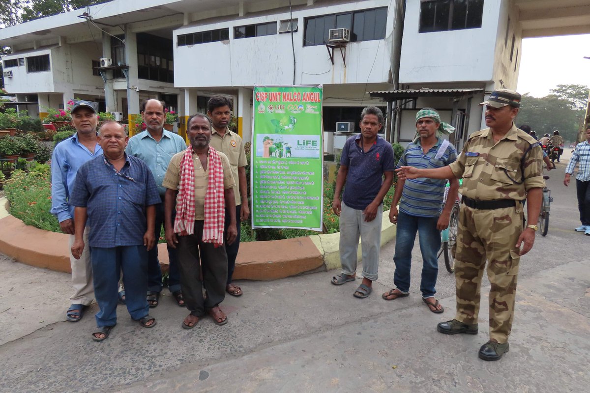 CISFHQrs's tweet photo. Cycle Rally, walkathon and awareness campaign to minimize pollution by switching off vehicle  engines when traffic light is red were organized @ CISF Unit Nalco Angul under the aegis of  #MissionLiFE 

#PROTECTIONandSECURITY #ChooseLiFE
@HMOIndia @moefcc https://t.co/1jou02oHZN