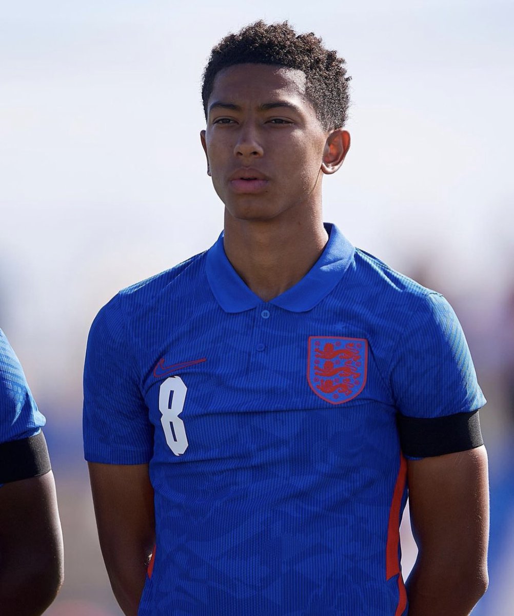 FabrizioRomano's tweet photo. While Jude Bellingham is set to complete his move to Real Madrid… his brother Jobe Bellingham is expected to travel to Sunderland this week. ⚪️🔴 #SAFC

Medical tests are scheduled ahead of £3m move from Birmingham City. https://t.co/DNKu2uo3O4