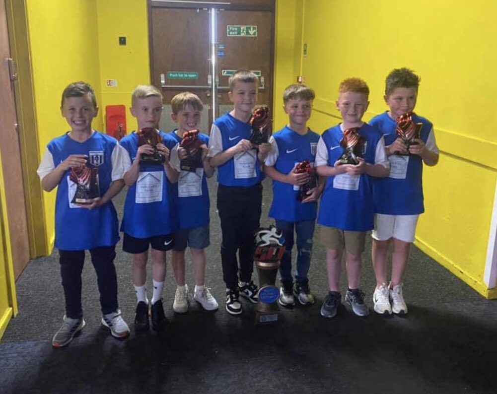 emajones21's tweet photo. Wow what a weekend for @GFCYouth_U8_U7s 2 days of football for these talented boys, led to them being Crowned @SCIFOOTYTOURS U8’s champions. 👏🏻👏🏻🏆
@Greenfieldfc @greenfieldfcU9s @GFC_Youth17 https://t.co/SeIwuk1Ev4
