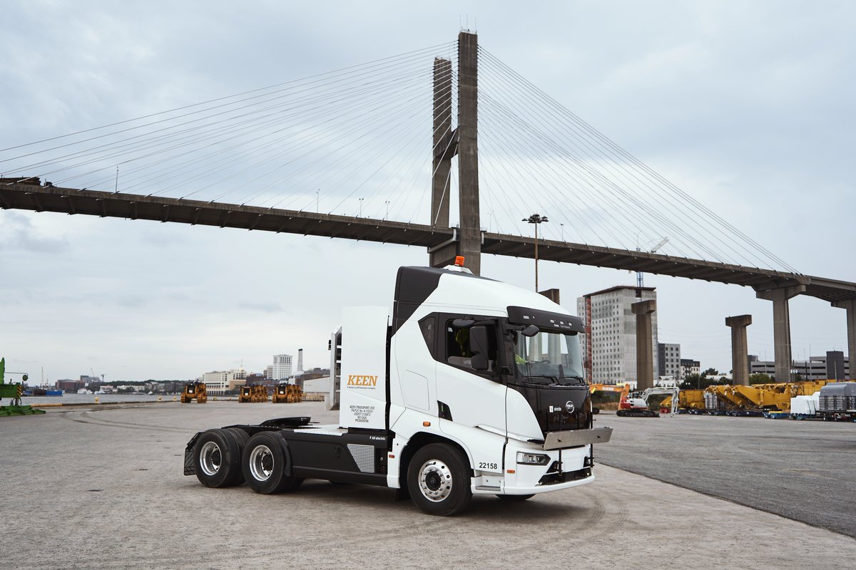 In a new partnership with @WalWil_ASA, Einride’s electric trucks began operating heavy haul lanes around the @GaPorts Port of Savannah.

The future is electric, and it starts now. ⚡️ walleniuswilhelmsen.com/news/new-elect…