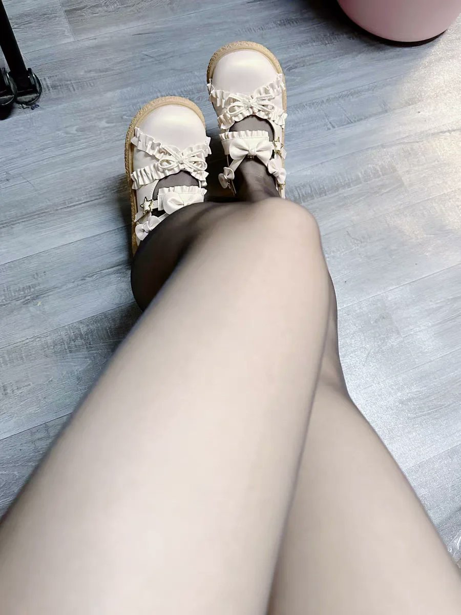 luojiaerer's tweet photo. #黑丝 #肉腿 #丝袜
可以撕的黑丝奥~ https://t.co/psCqtLpY0Z