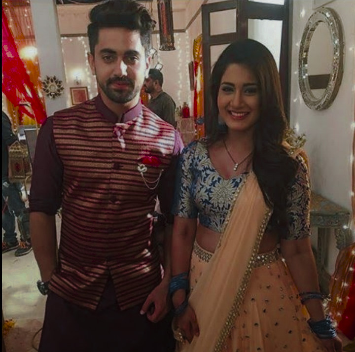 izebaaaaa's tweet image. The ship                              The proposal 

P. s- one of the most simply beautiful heartwarming proposal post marriage of the leads in the history of ITV &amp;gt;3
#avneil • #adiza
#ZainImam • #AditiRathore