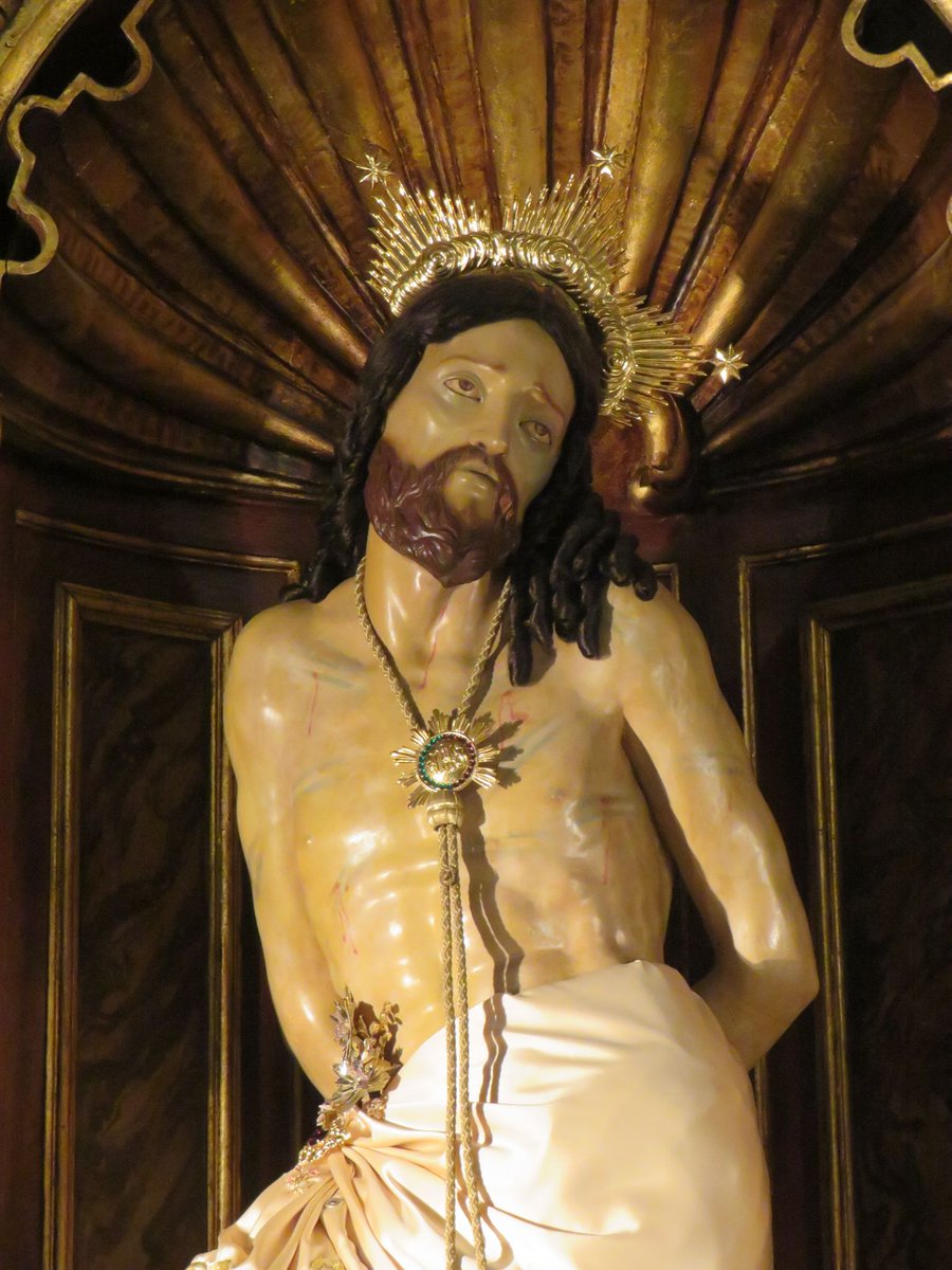 SCdelaSalud's tweet photo. Hoy comienza el triduo al Santo Cristo de la Salud, patrón de Málaga y su ayuntamiento. A las 19:30h celebraremos el mismo en su templo de C/Compañía, junto a la Plaza de la Constitución.
¡Malagueño, acude a sus plantas!
#CofradiasMLG https://t.co/bcMQUD1Nc9
