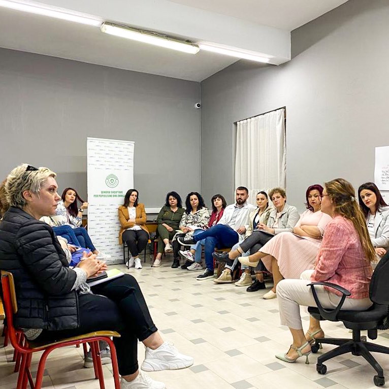 acpd_al's tweet photo. “Qendra Shqiptare për Popullsinë dhe Zhvillimin” me mbështetjen e @ippfen në kuadër të projektit “Flag System” ka organizuar trajnime me mësuesit dhe psikologë të📚shkollës 9-vjecare “Sevasti Qiriazi” 📍Korcë.

#FlagSystem #IPPF #ACPD
#sexualhealth #sexeducation #sexualbehaviour https://t.co/kLZrWq1kkq
