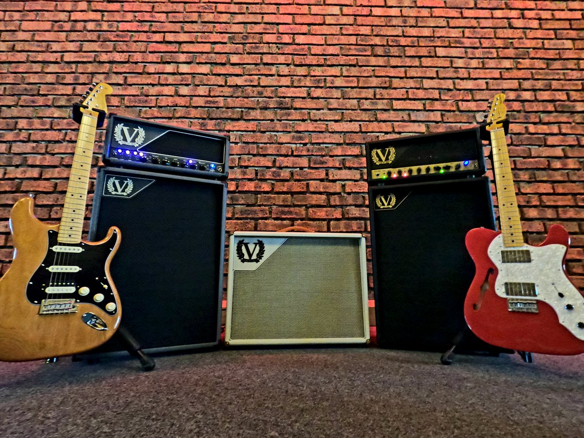 OooshTours's tweet photo. "Victory at all costs!"
The Super Kraken, Super Sheriff and Duchess Deluxe are designed and built right here in jolly old England by the illustrious Martin Kidd - the latest in Victory boutique amps are now available to rent at Ooosh! 

@victoryamps @Fender #victoryamps #backline https://t.co/aP1zcmQvNm