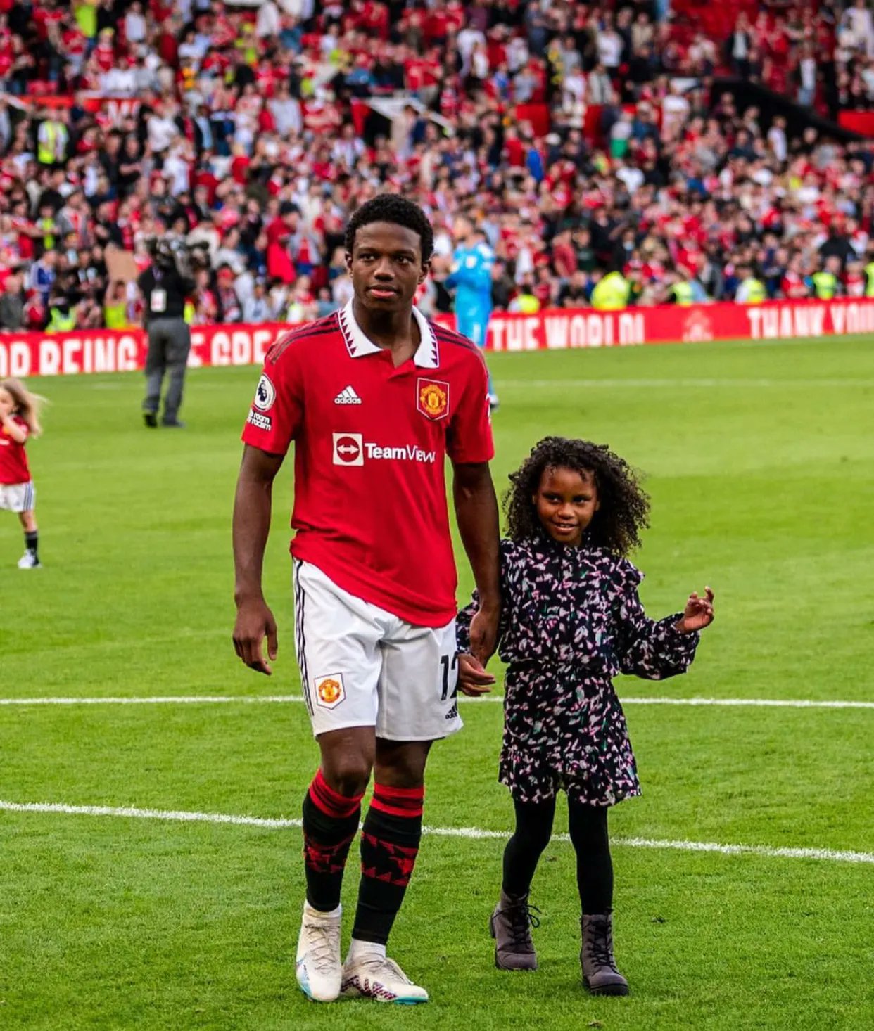 MUIP on X: "Tyrell Malacia and hin daughter ❤️ 🇳🇱 #MUFC https://t.co/ia69BLTNQm" / X