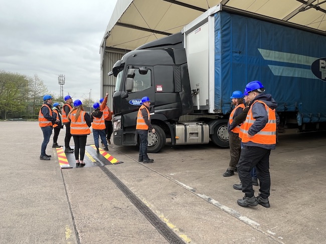 To mark World Day for #Safety and #Health at Work, @PalletTrack has teamed up with @RHANews to deliver a new #roadsafety ⛑️ initiative around the challenges faced by HGV drivers on the road and on site.

More from @FleetPointUK: ow.ly/Rvch50Oxasl 

Image by Fleet Point