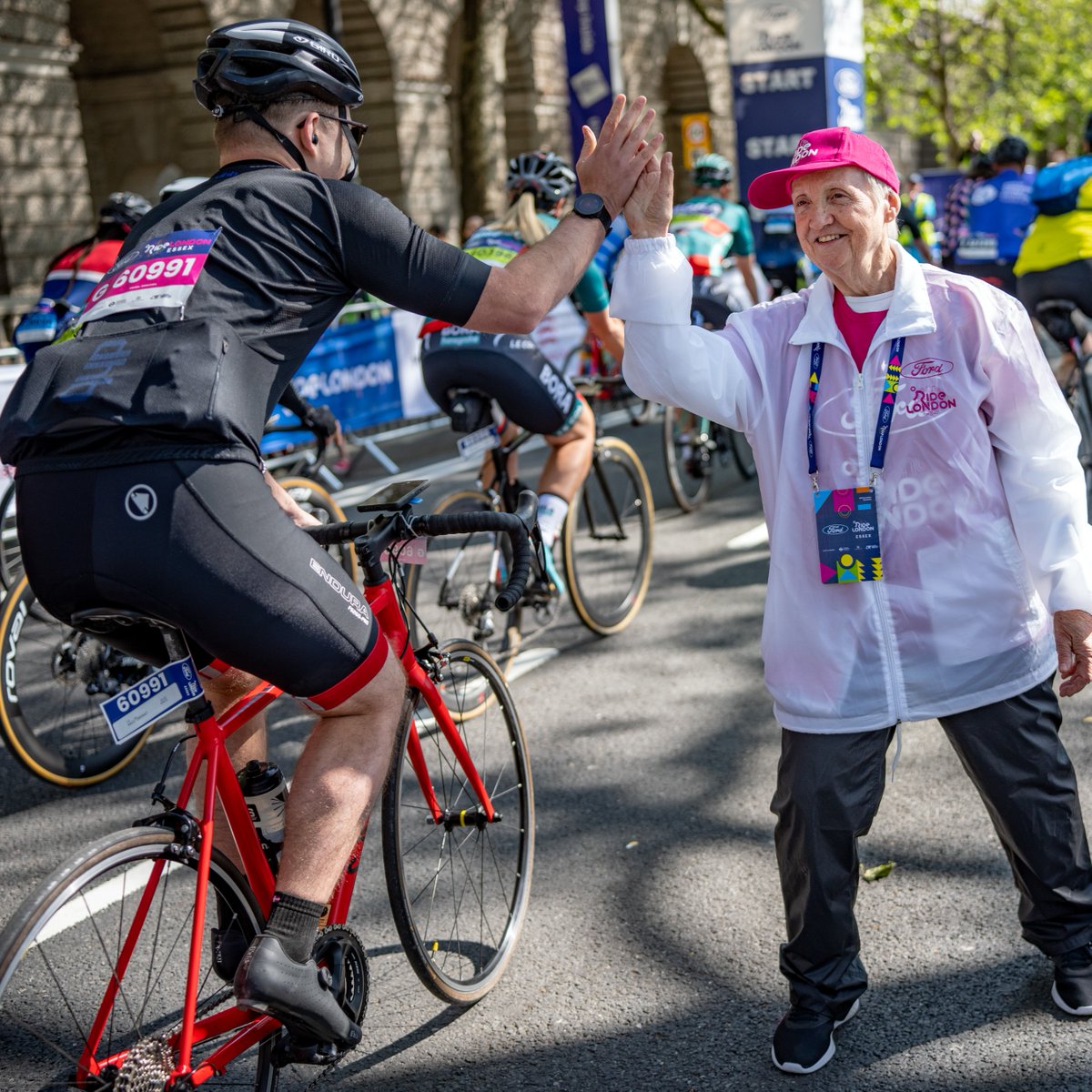 Ford RideLondon tweet media