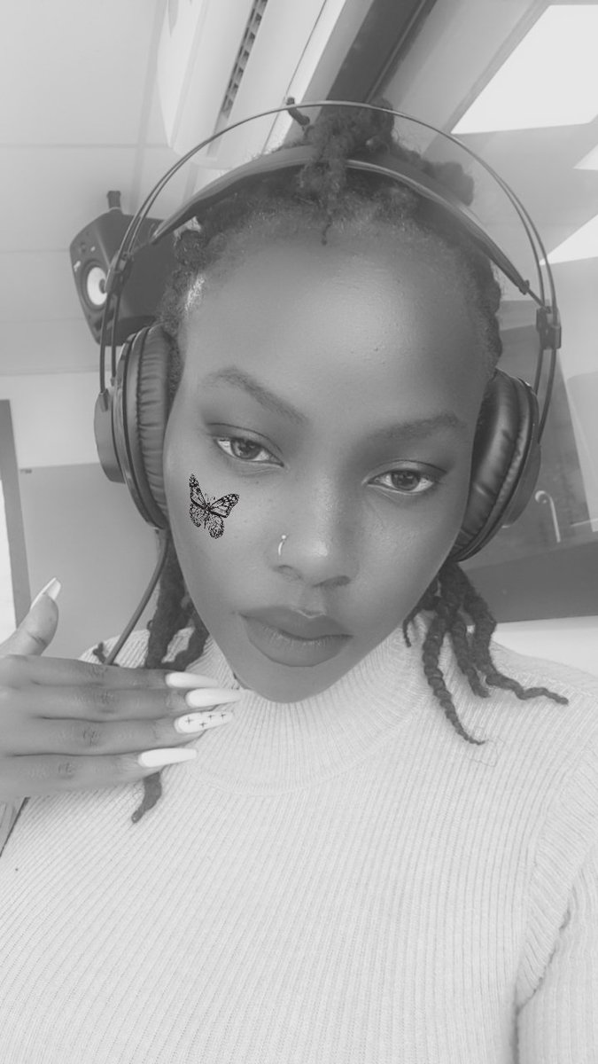 Monday💥New week ,blessings 🙏 follow