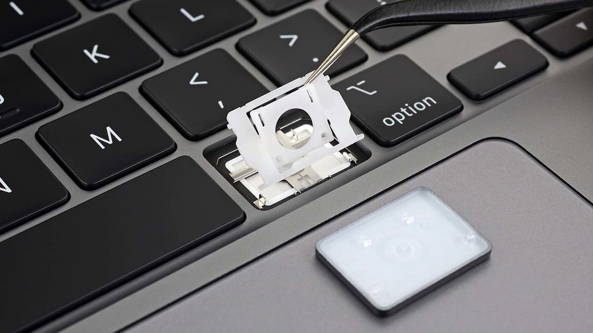 CeotechI's tweet photo. Apple, definitivo l'accordo da $50 mln per le tastiere a farfalla
#Accordo #Apple #Causa #ClassAction #Difettoso #MacBook #MacBookAir #MacBookPro #Notizia #Notizie #Risarcimento #StatiUniti #Tastiera #Tech #TechNews
https://t.co/inOmoZAl33 https://t.co/uZ1gTQx6Xh